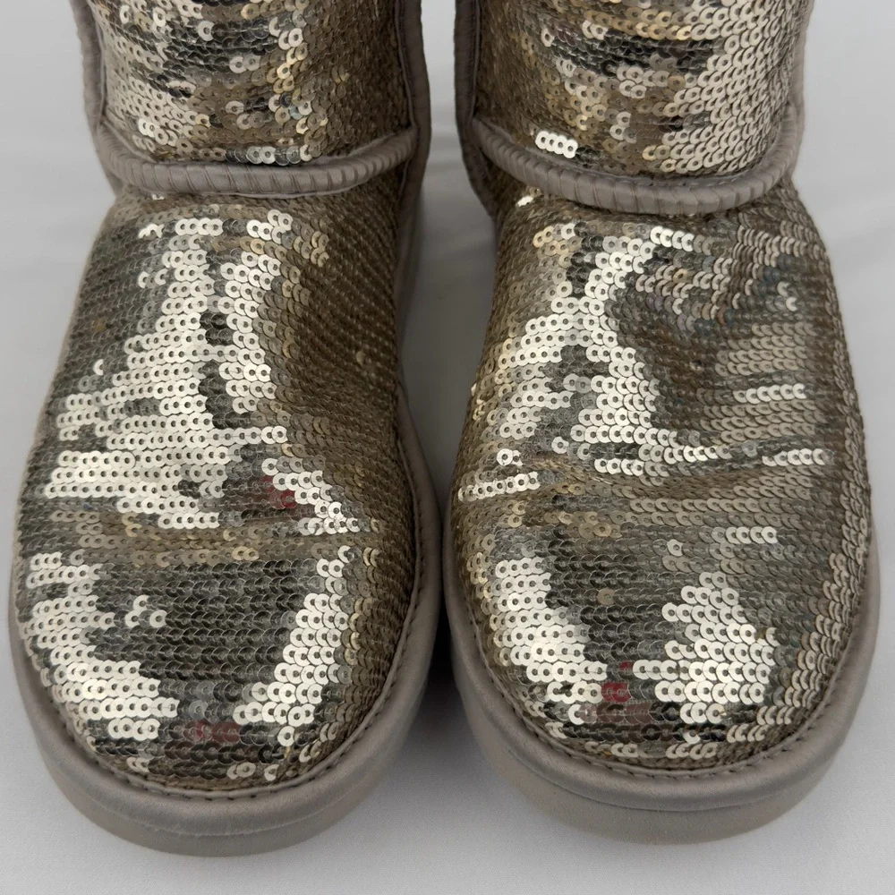 UGG Classic Short Sequin Sparkle Boots Silver Womens US 5